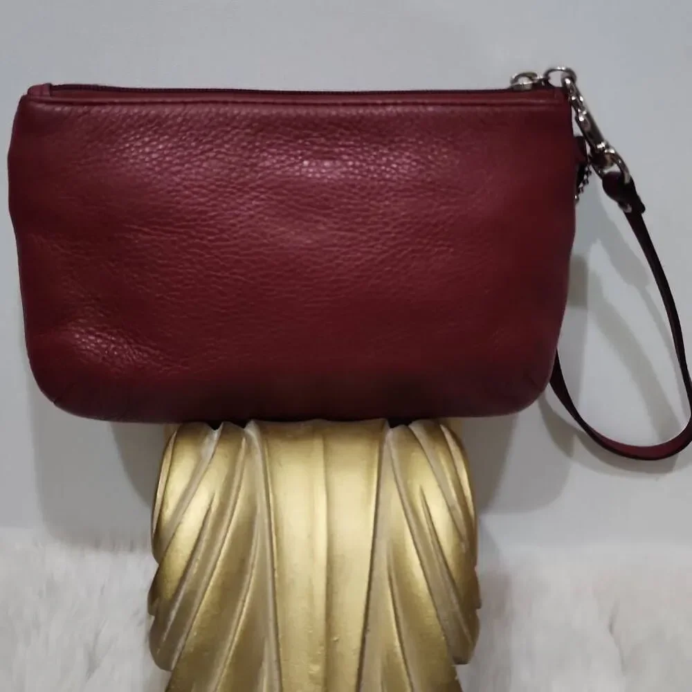 Coach Park Medium Pebbled Leather Wristlet